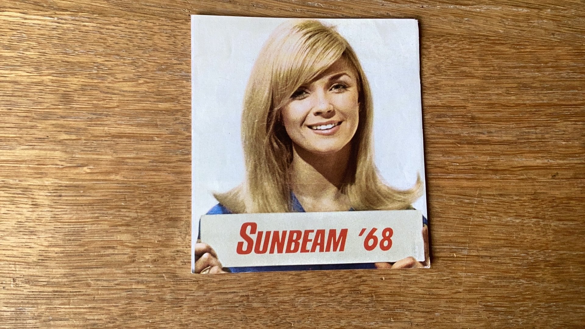 Sunbeam '68 Autoreclame Folder - Vintage, Ophalen of Verzenden, Gelezen, Overige merken