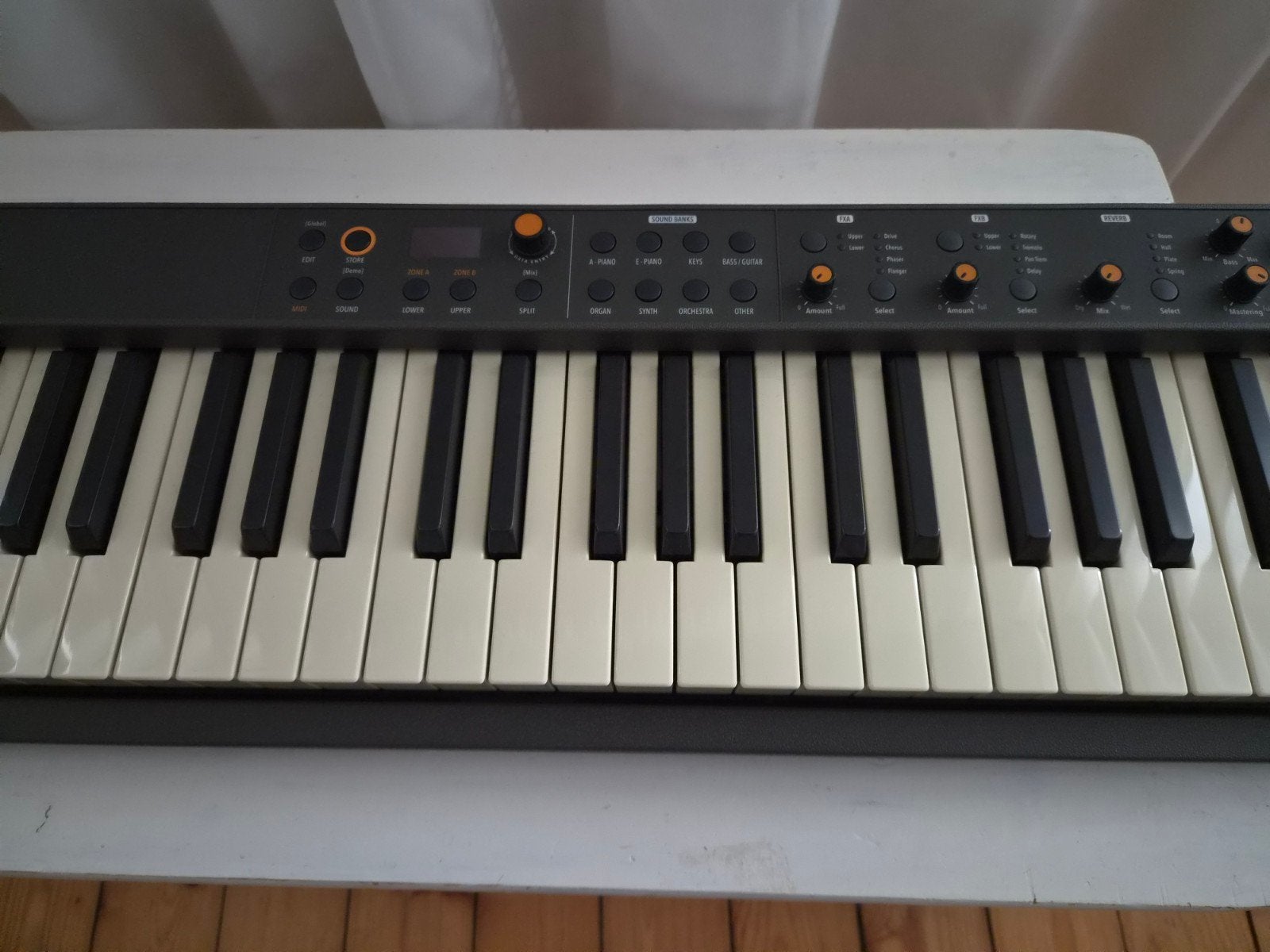 Foto 4 van Studiologic Numa Compact SE - Stage Piano met 88 toetsen