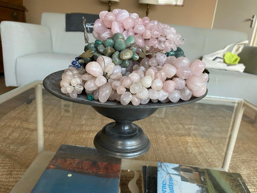 Decoratieve druiventros van rozenkwarts en jade, Ophalen