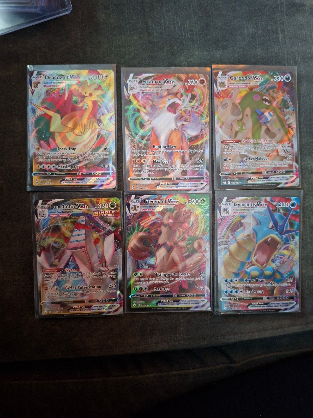 VMAX Kaarten evolving skies, Ophalen of Verzenden, Zo goed als nieuw, Meerdere kaarten, Foil