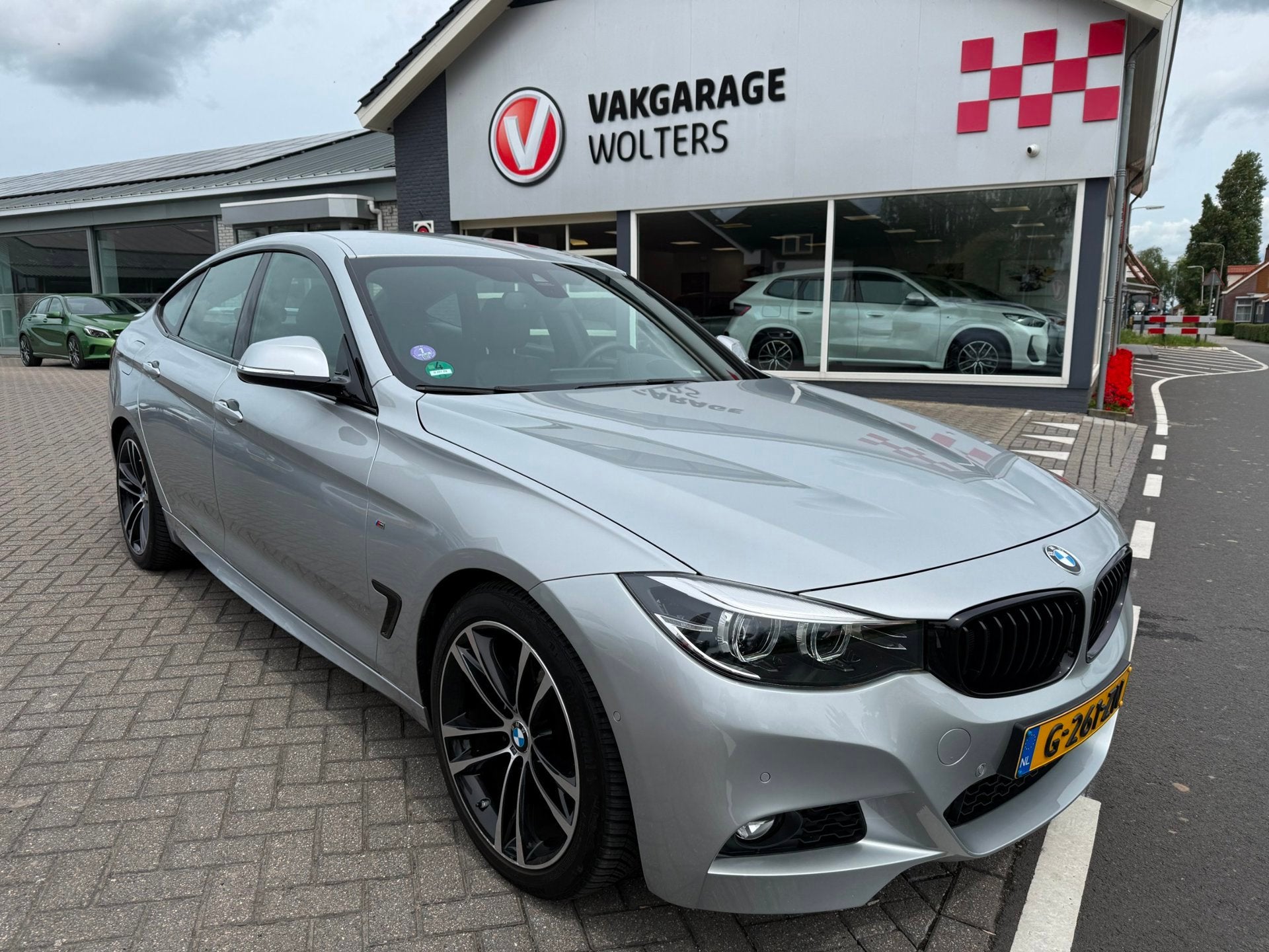 BMW 3-serie Gran Turismo 320i High Executive Edition M Sport, Auto's, BMW, Automaat, Achterwielaandrijving, Gebruikt, 4 cilinders