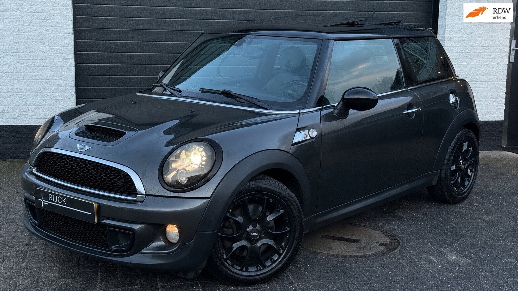 Mini Mini Cooper S 1.6 Chili | Pano | Leder | Navi | Xenon |, Auto's, Mini, Euro 5, Gebruikt, Zwart, 4 cilinders