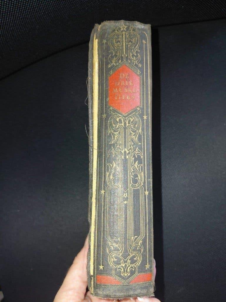 Antiek boek van de Boek 3 musketiers, Antiek en Kunst, Ophalen of Verzenden