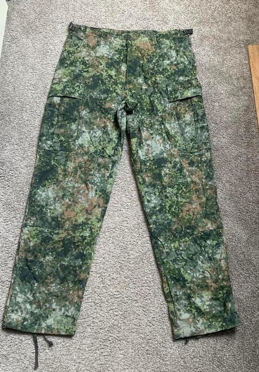 NFP broek maat mr, Ophalen of Verzenden, Landmacht, Nederland, Kleding of Schoenen