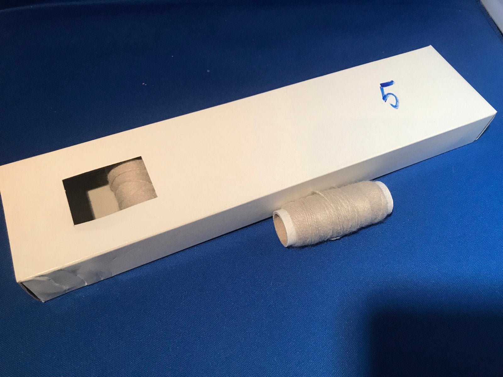 1 Rol punch wol - Nieuw garen voor handwerk 5, Ophalen of Verzenden, Nieuw