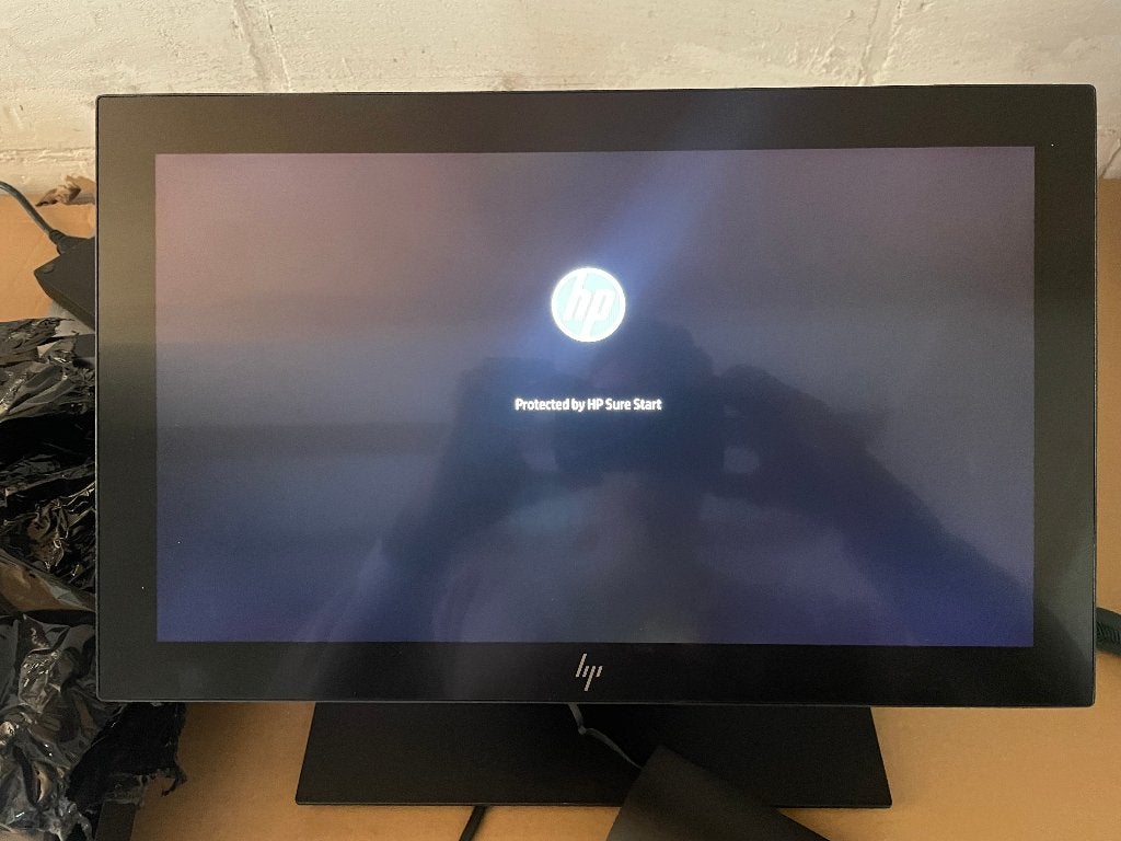HP Engage One Pro AIO + Advanced Hub (15.6 inch), Computers en Software, Desktop Pc's, Zo goed als nieuw, Onbekend, Ophalen of Verzenden