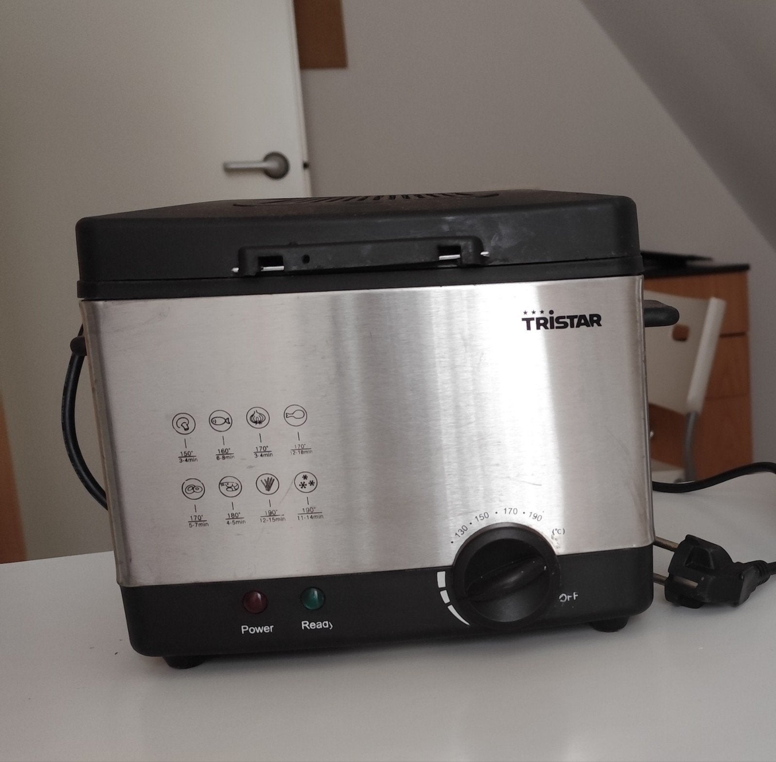 Tristar Friteuse - Compact en Efficiënt Frituren, Ophalen, Gebruikt