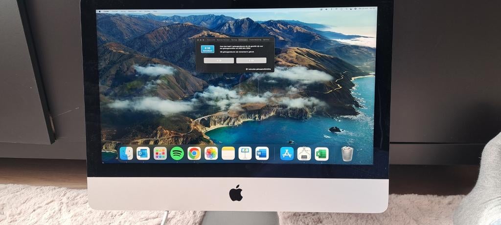 iMac 21,5 inch 4K Retina 2019, MacOsBigSur., Computers en Software, Apple Desktops, Ophalen, Zo goed als nieuw, IMac, 3 tot 4 Ghz