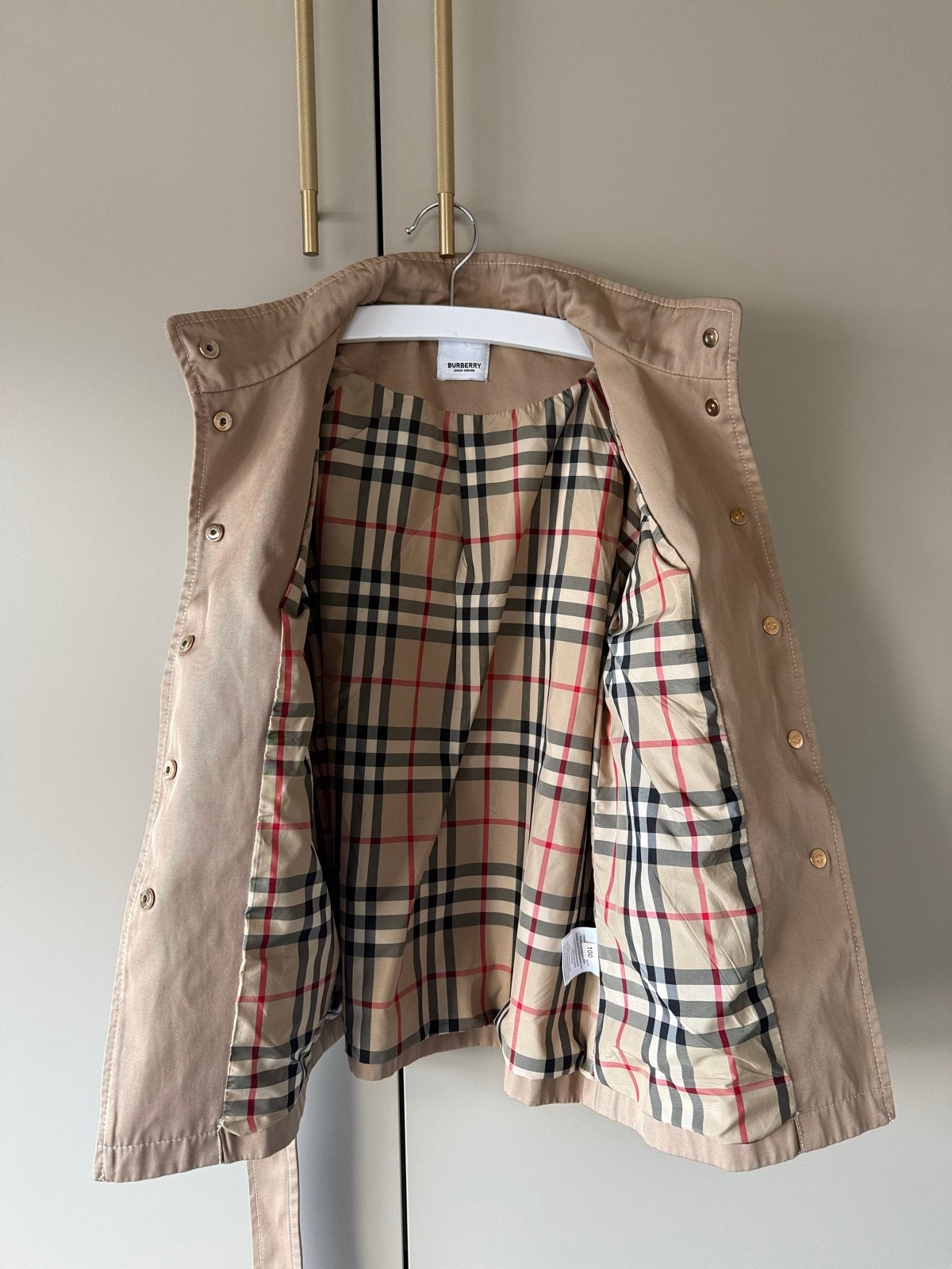 Burberry Trenchcoat voor kinderen - Zo goed als nieuw, Kinderen en Baby's, Ophalen of Verzenden, Zo goed als nieuw, Jongen of Meisje
