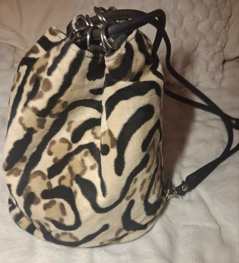 Nieuwe Teddy Stof Buidel/Rugzak - Eye Catcher, Sieraden, Tassen en Uiterlijk, Tassen | Damestassen, Ophalen of Verzenden