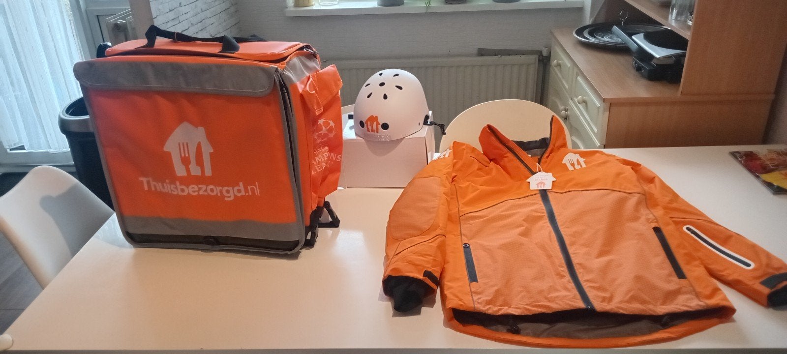 Bezorging tas en jas en helm alles nog nieuwe, Ophalen of Verzenden