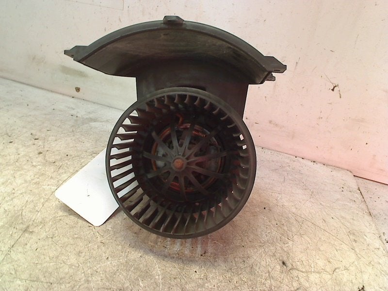 Kachel Ventilatormotor Volkswagen Transporter T5 7e1820021, Gebruikt, Volkswagen, Volkswagen AG, Kundenbetreuung@volkswagen.de
