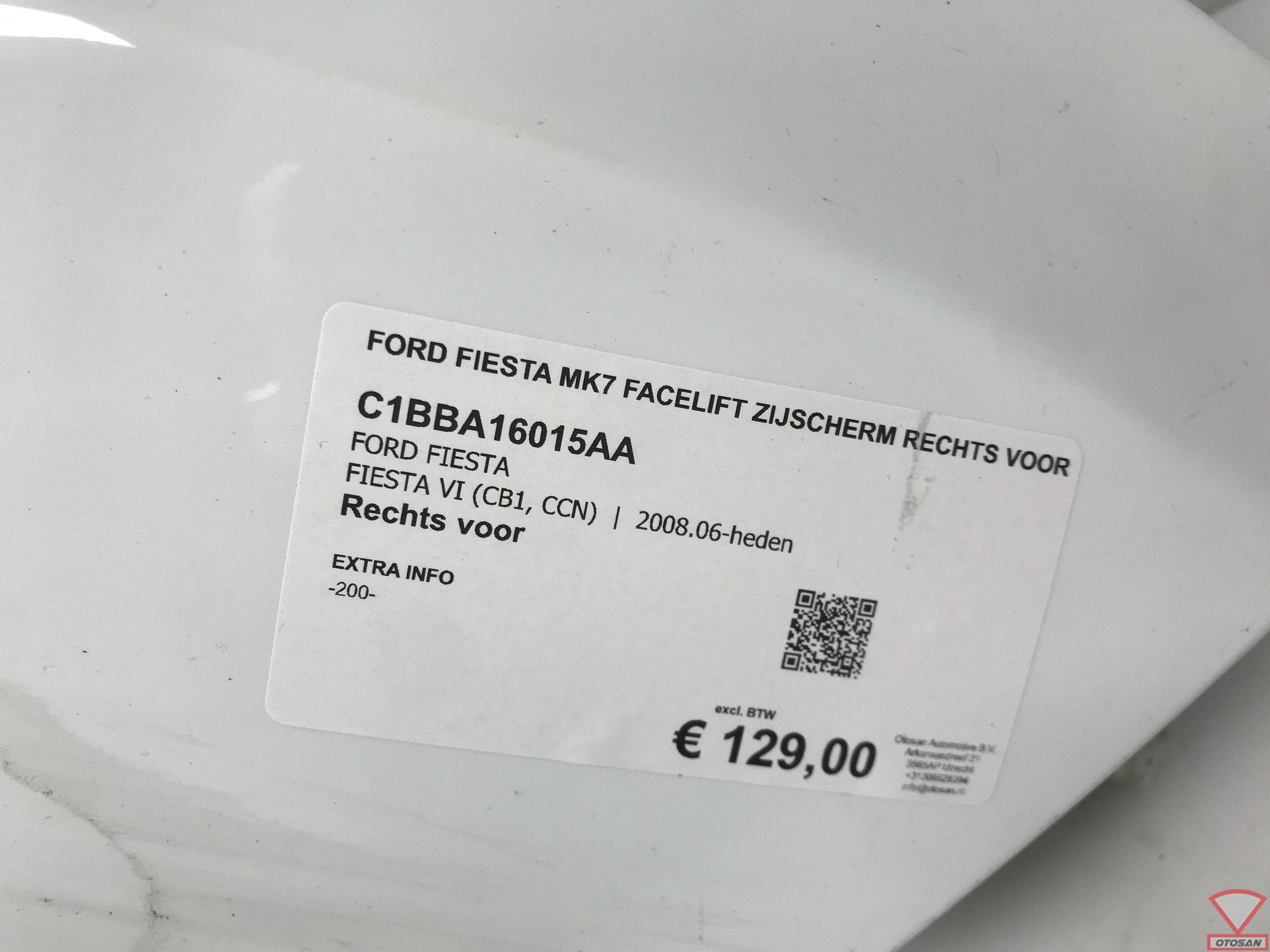 Ford Fiesta MK7 Facelift Zijscherm Rechts Voor Origineel!, Gebruikt, Info@ford.com, Ophalen of Verzenden, Ford