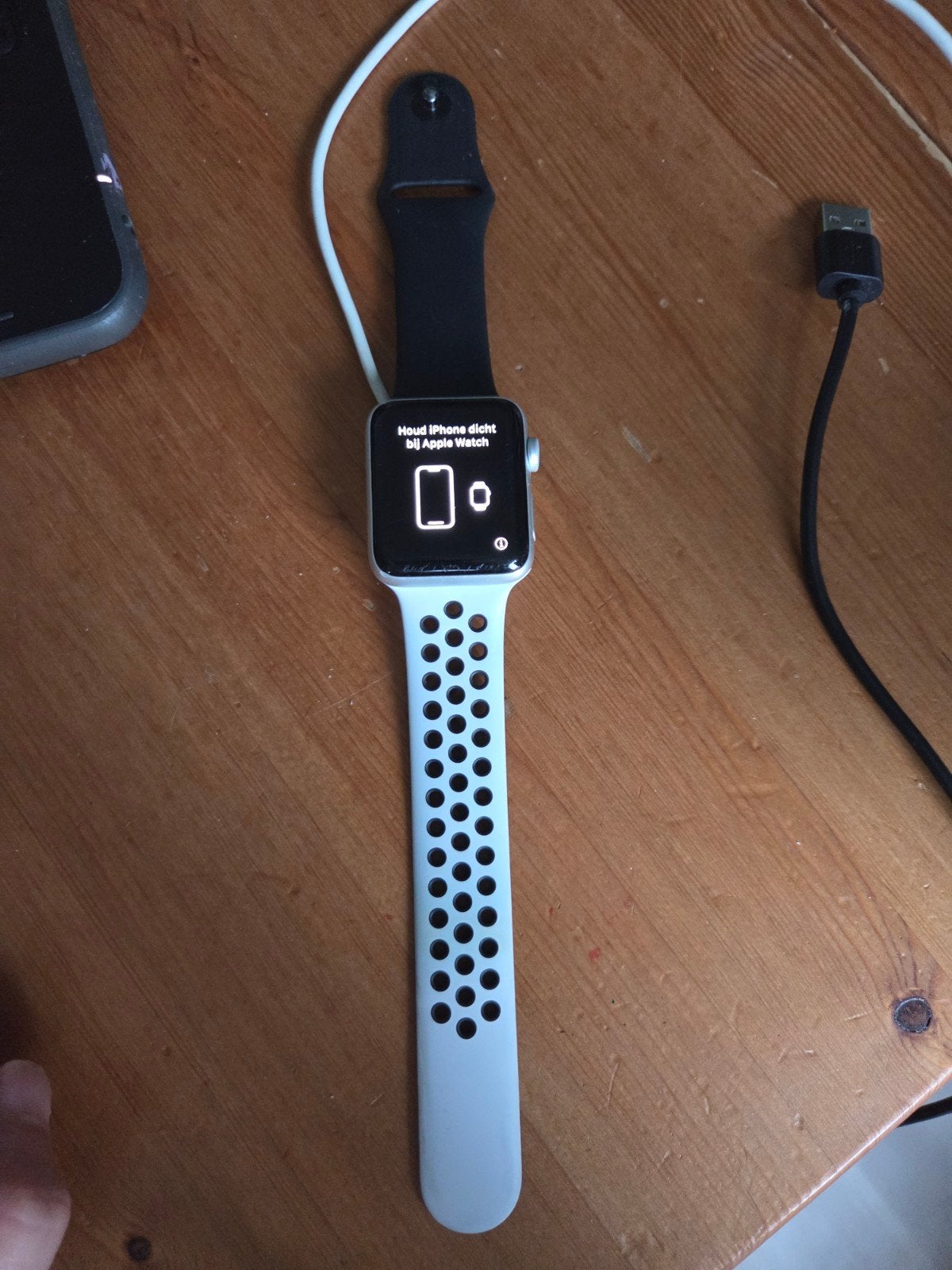 Apple Watch Nike+ Series 3 (GPS) met extra bandjes, Zwart, IOS, Snelheid, Ophalen of Verzenden