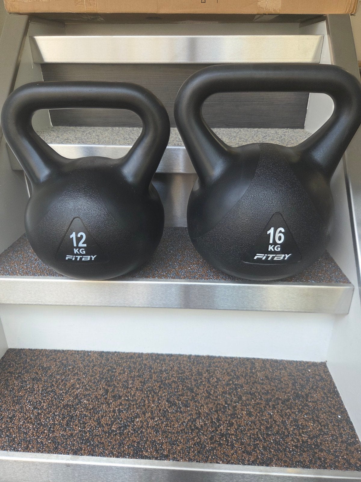 FITBY Kettlebells set - 12kg en 16kg, Ophalen, Zo goed als nieuw, Benen, Kettlebell