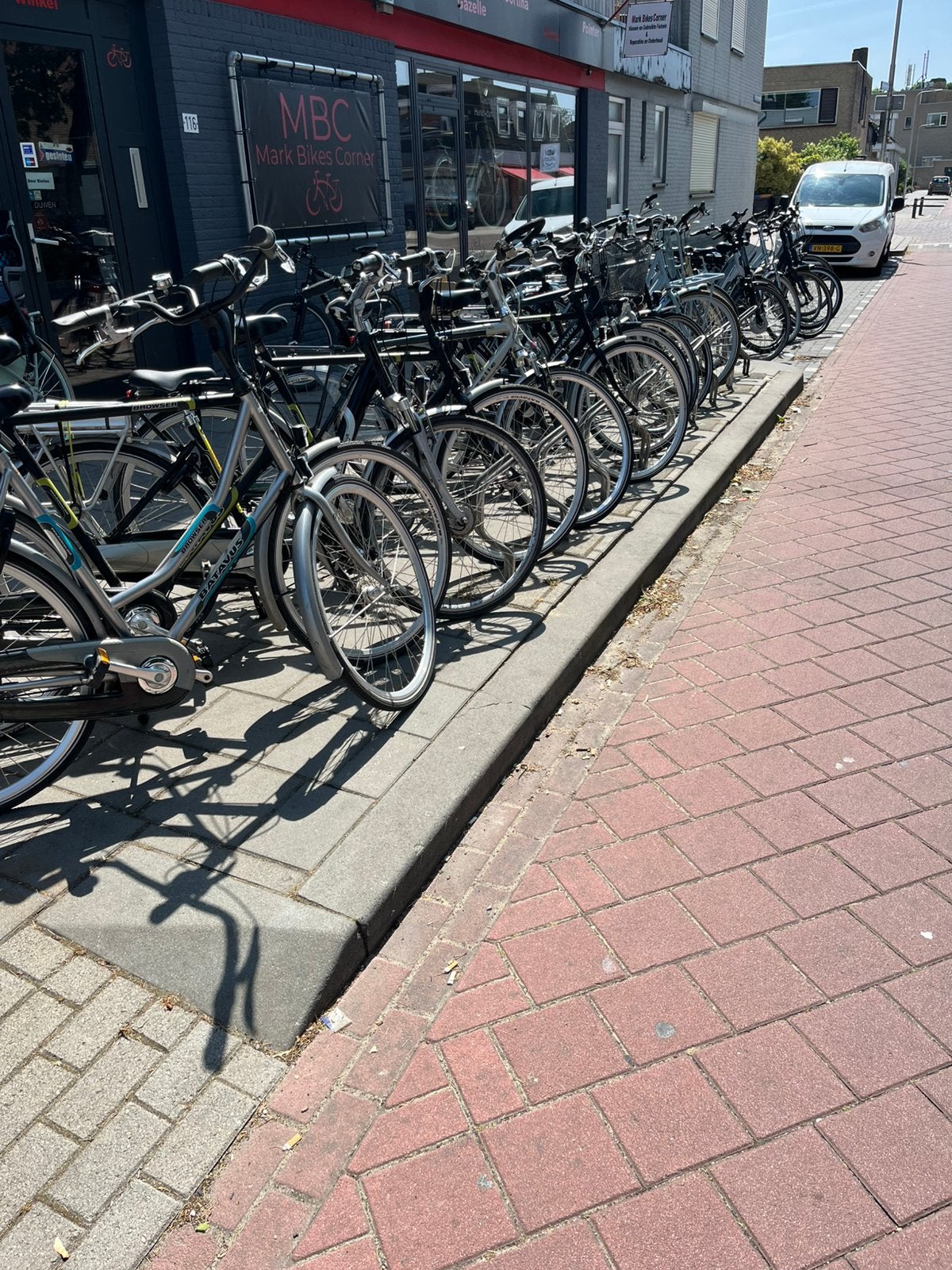 Nette damesfietsen met aankoopbon en 3 maanden garantie