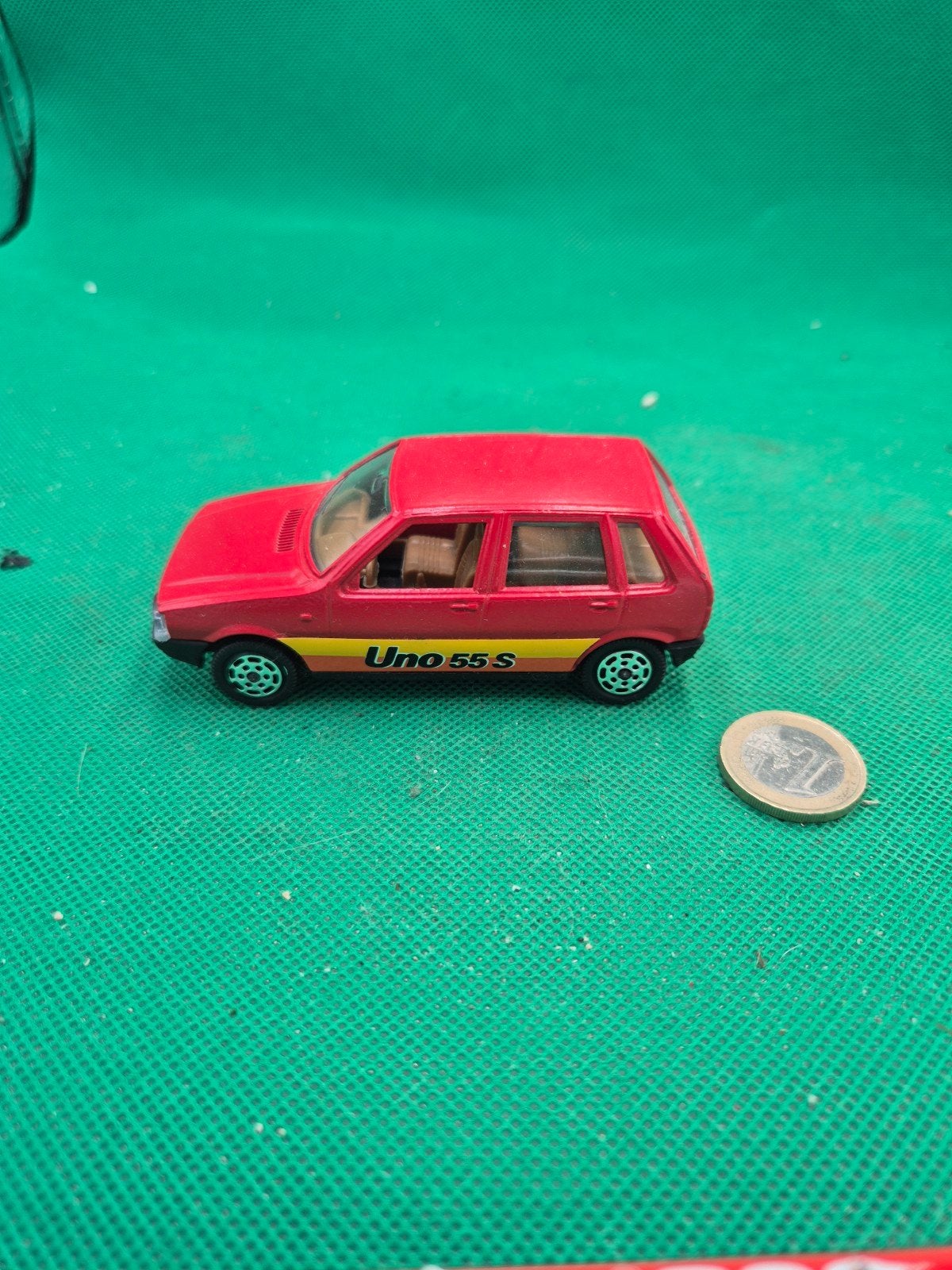 569 Fiat Uno 1/43 Hotwheels, Ophalen of Verzenden, Zo goed als nieuw, Auto, Overige merken