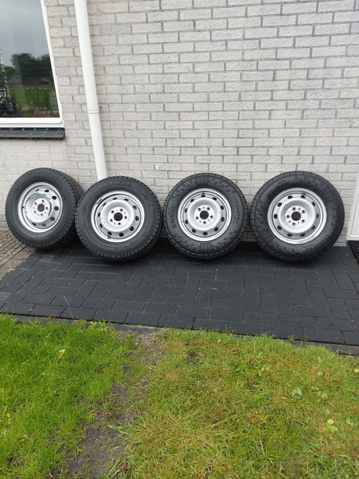 Fiat ducato banden op velg 15 inch 5x118, Ophalen, 15 inch, Band(en), Zomerbanden