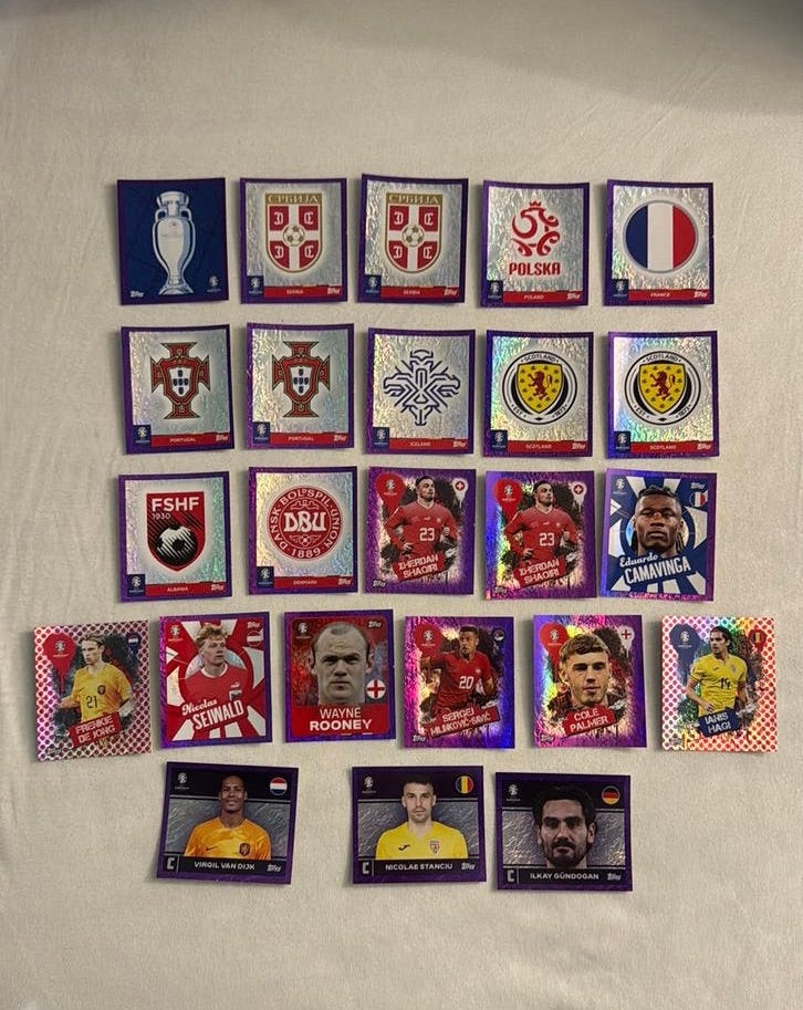 Topps euro 2024 paars parellel stickers, Ophalen of Verzenden, Zo goed als nieuw