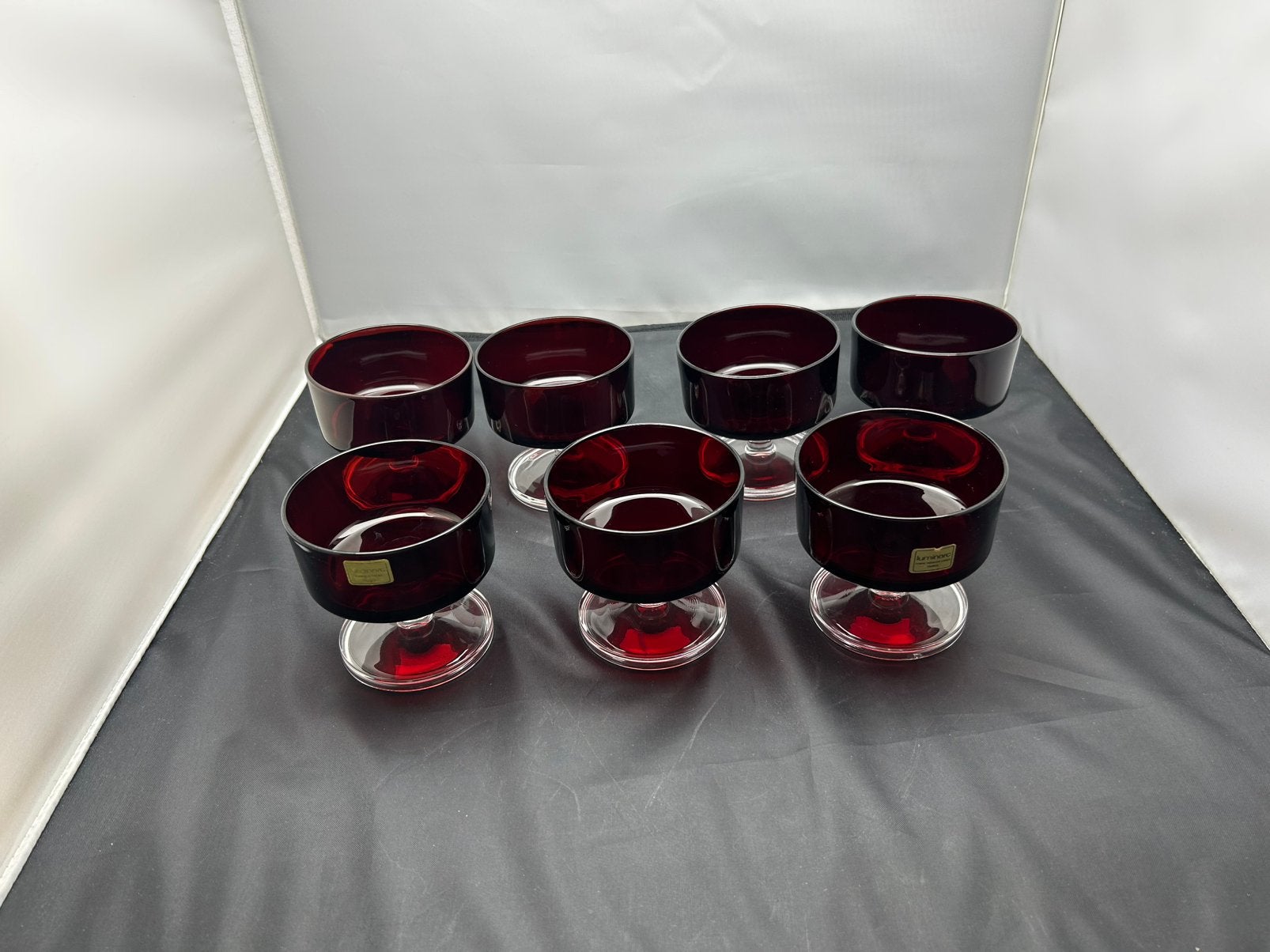 7x Vintage Luminarc Cavalier Ruby Red Coupe glazen 70s, Ophalen