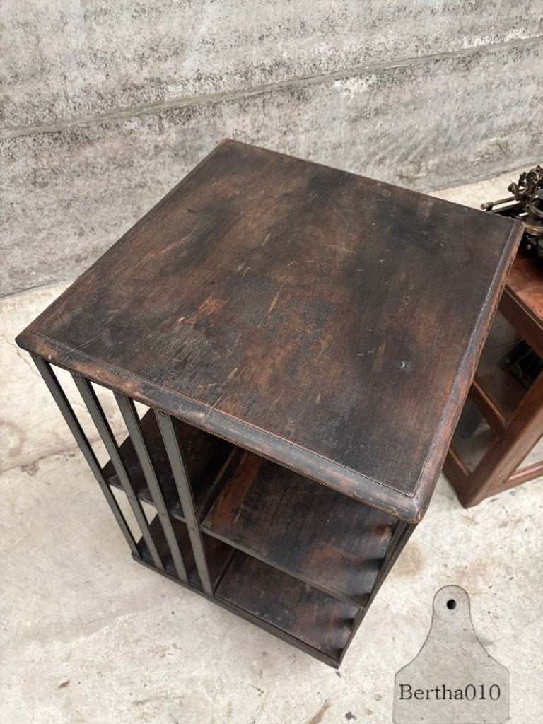 Fenomenale boekenmolen, Antiek, Zo goed als nieuw, Minder dan 100 cm, Overige houtsoorten