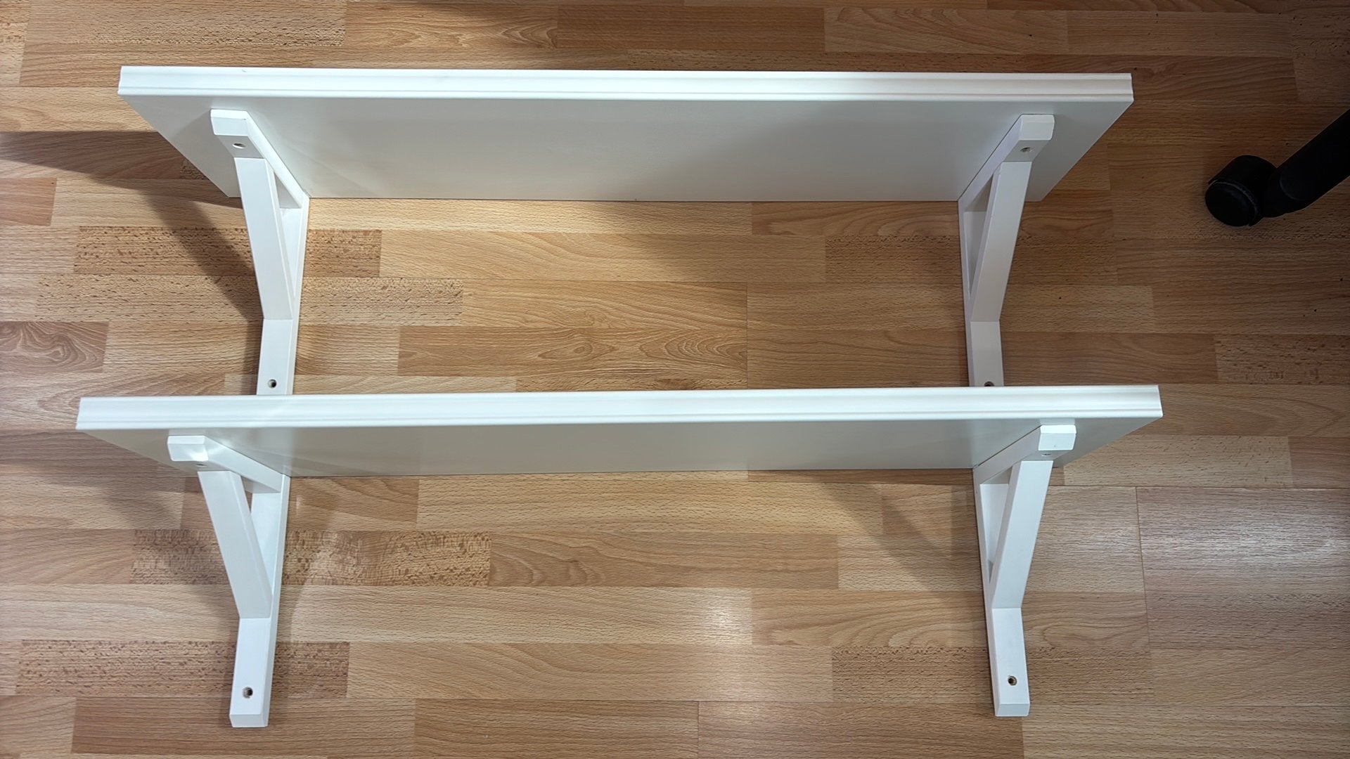IKEA SANDSHULT Plankdrager x 4 and Wandplank x 2, Ophalen