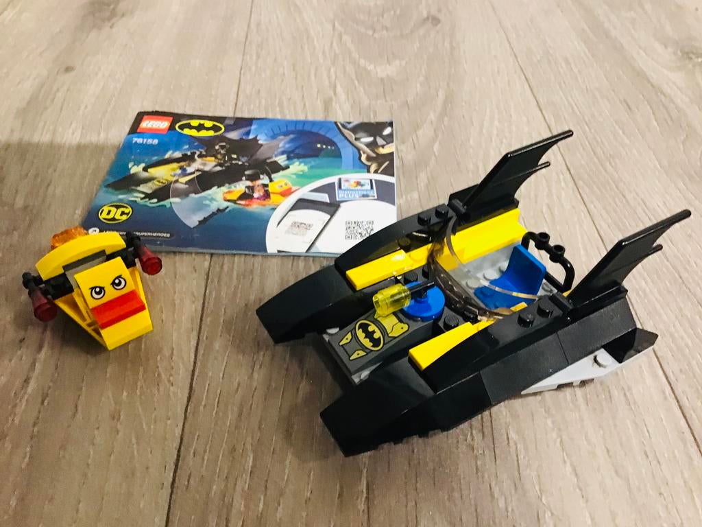 LEGO DC batman 76158, batboat the penguin pursuit, Kinderen en Baby's, Speelgoed | Duplo en Lego, Zo goed als nieuw, Lego, Complete set