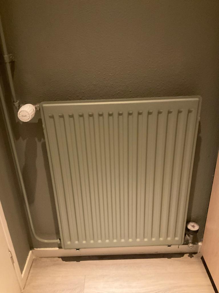 Te koop 3 Radiatoren, Doe-het-zelf en Verbouw, Verwarming en Radiatoren, Ophalen, 30 tot 80 cm, Gebruikt, Radiator