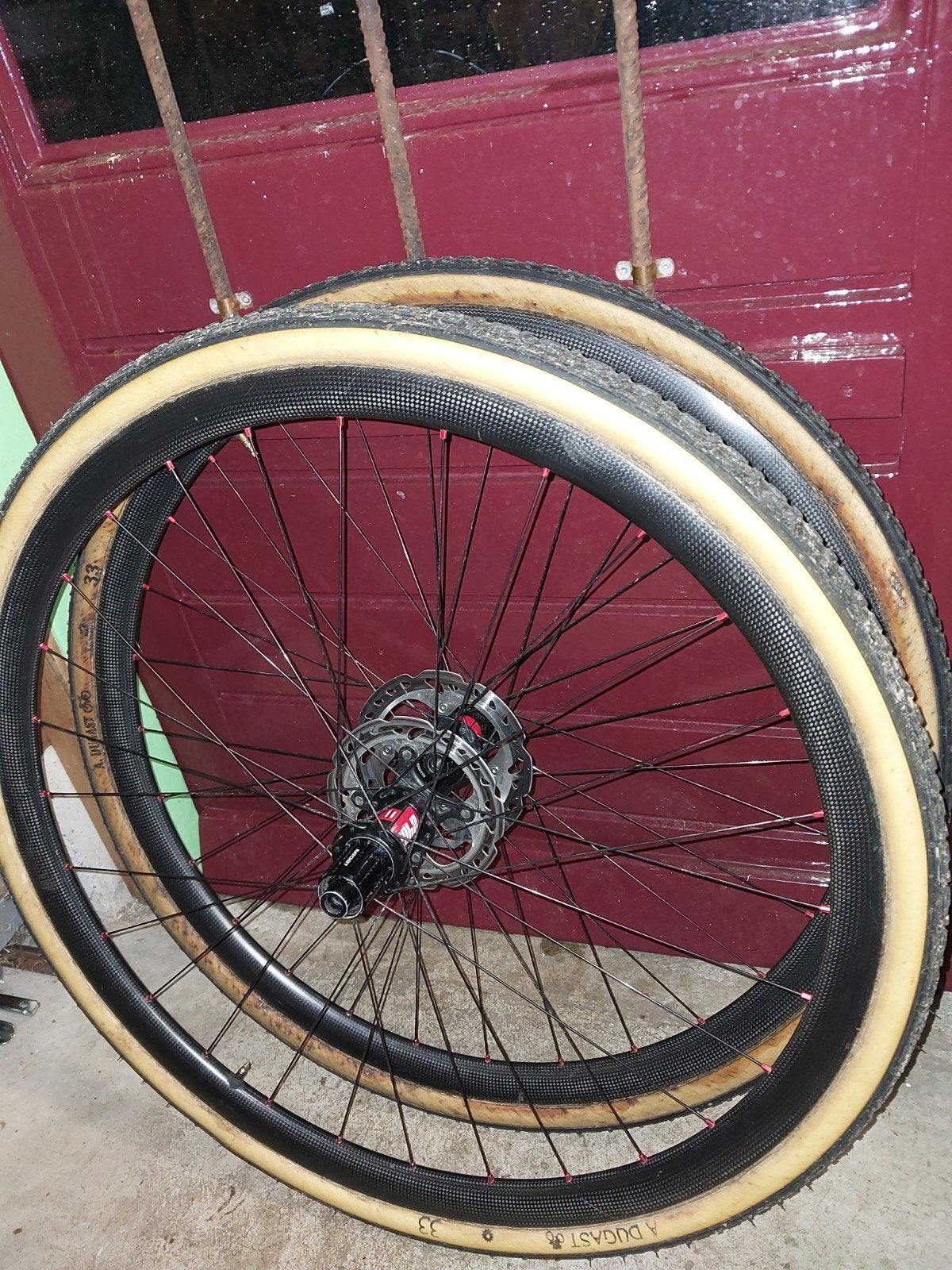 handgespaakte carbon tubewielset met dt swiss 240 naven, Ophalen, Gebruikt, Carbon