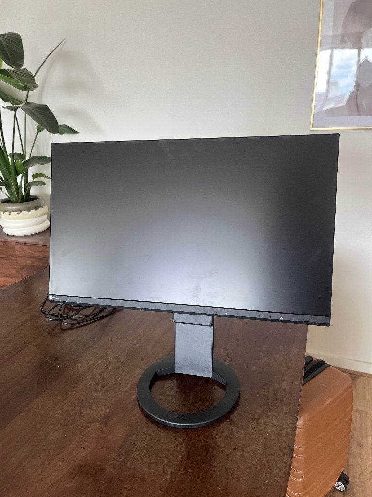 Beeldscherm EIZO 23,8″ met ingebouwd dockingstation, Computers en Software, Monitoren, Ophalen, IPS, In hoogte verstelbaar, Nieuw