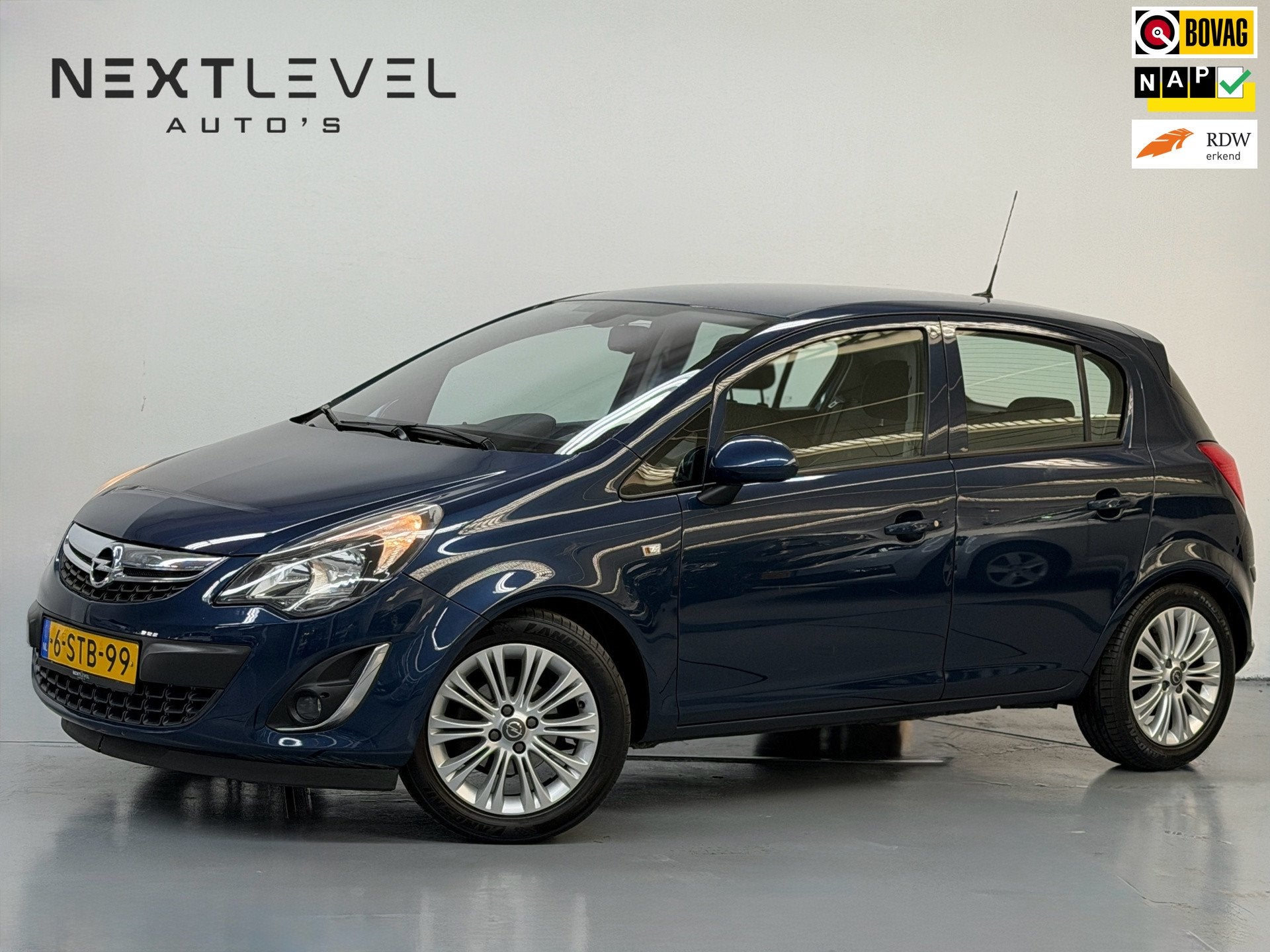 Opel Corsa 1.4-16V Cosmo Navi Cruise NL Auto
