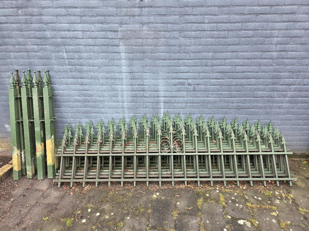 Sierhekwerk ijzer, Ophalen, Gebruikt, IJzer, Sierhekwerk
