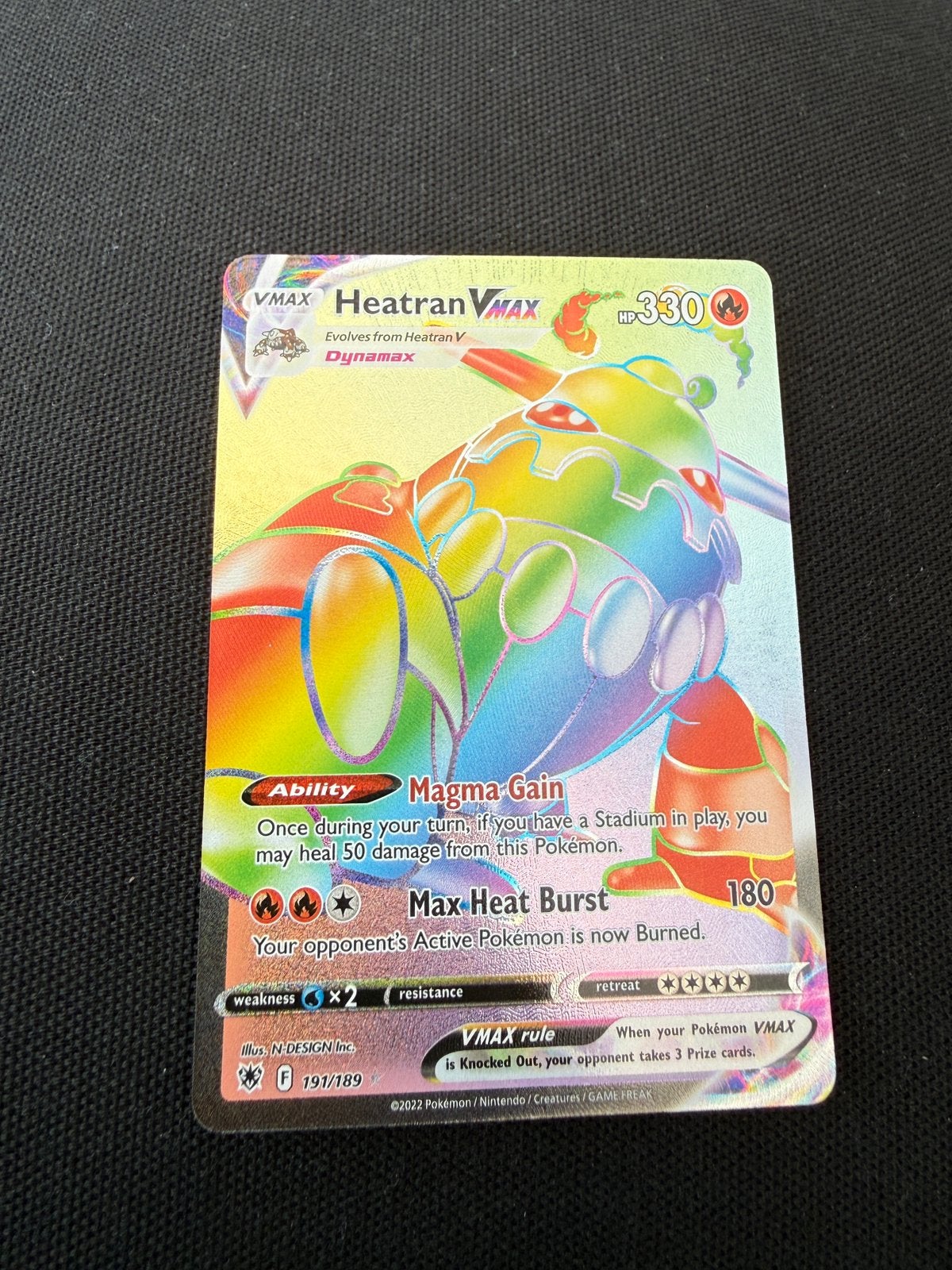 Heatran Vmax 191 pokemonkaart, Ophalen of Verzenden, Zo goed als nieuw