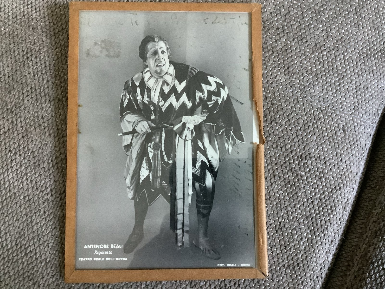 Antenore Reali als Rigoletto - Vintage Foto, Antiek en Kunst, Verzenden, Foto, Fotografie