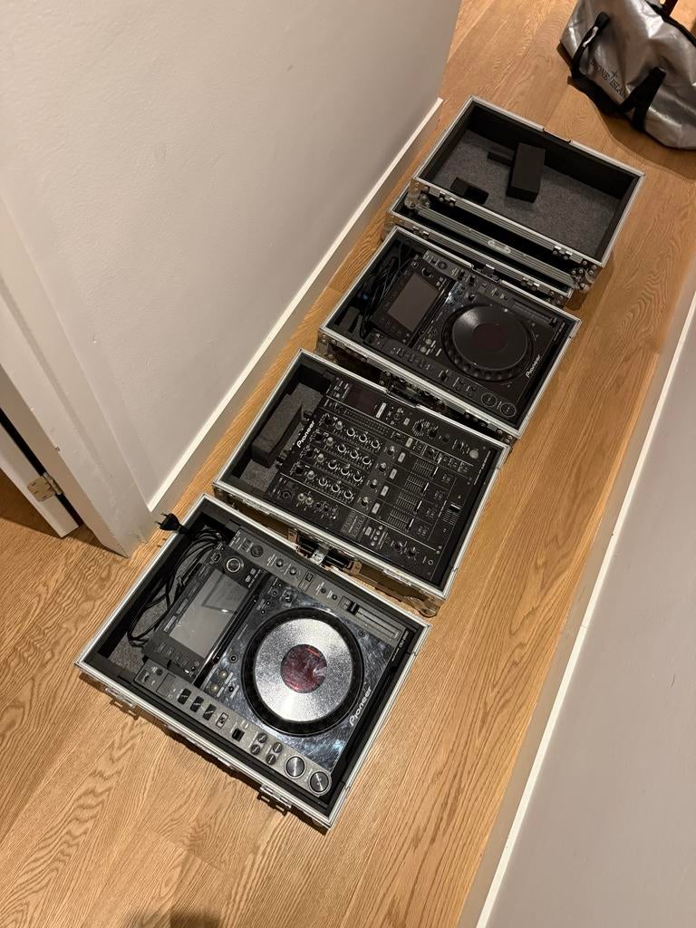 Complete Pioneer DJ-set: 2x CDJ2000 + DJM900NXS, Muziek en Instrumenten, Dj-sets en Draaitafels, Ophalen of Verzenden, Gebruikt