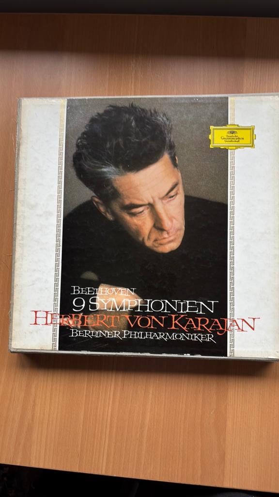 9 symfonieën van Beethoven door Herbert von Karajan, Ophalen of Verzenden, Zo goed als nieuw, Orkest of Ballet, 12 inch