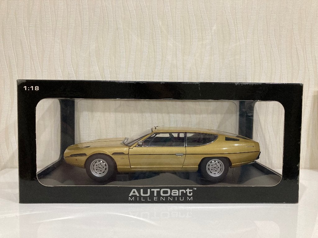 AutoArt Millennium Lamborghini Espada GOLD 1:18, Ophalen of Verzenden, Zo goed als nieuw, Auto, Autoart