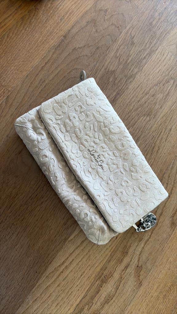 Loulou clutch tasje, Sieraden, Tassen en Uiterlijk, Portemonnees, Verzenden, Zo goed als nieuw, Beige, Overige merken