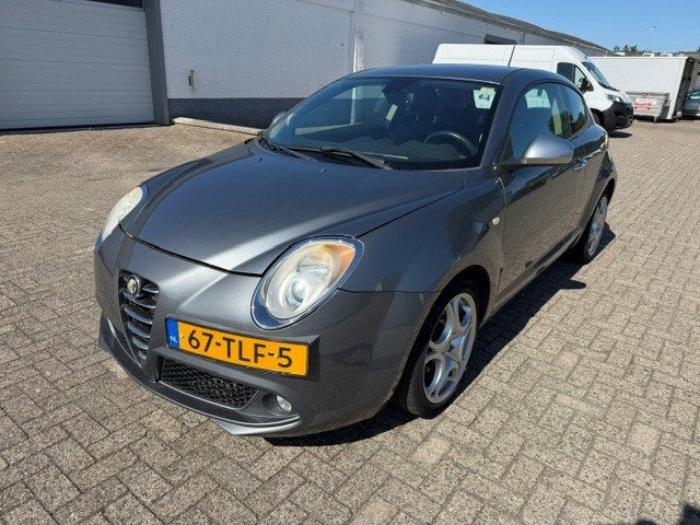Alfa Romeo MiTo 1.3 JTDm ECO Essential Diesel APK 3-3-2027 1, Auto's, Alfa Romeo, Voorwielaandrijving, Euro 5, 28 km/l, Gebruikt