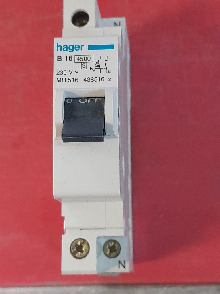 Hager MH 516 1f/N B16 installatieautomaat, Ophalen of Verzenden, Zo goed als nieuw, Hager, Installatieautomaat