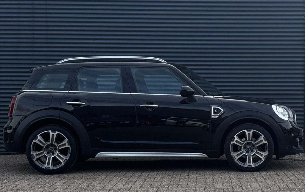 Mini Countryman 1.5 COOPER LED/STOELVERW/19 INCH, Voorwielaandrijving, 136 pk, Gebruikt, Countryman
