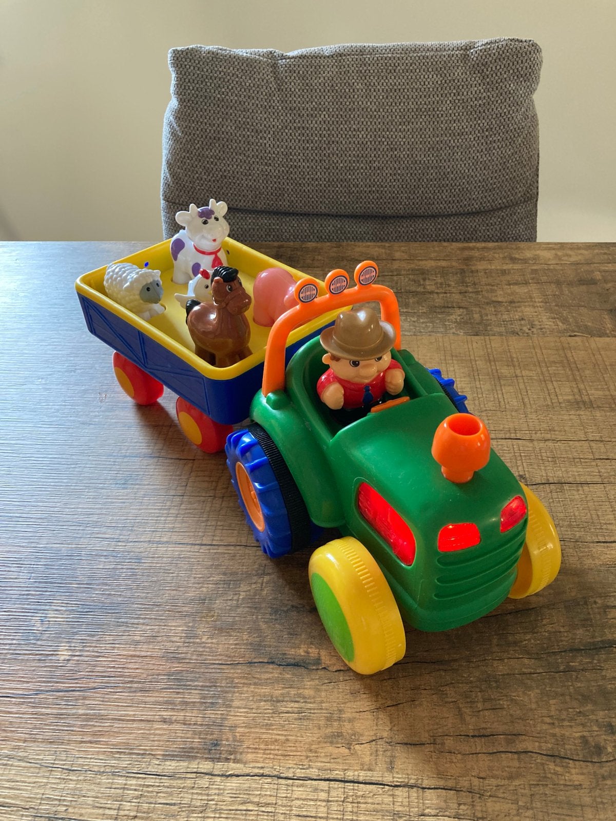 Rijdende tractor met geluid en diertjes, Ophalen, Gebruikt