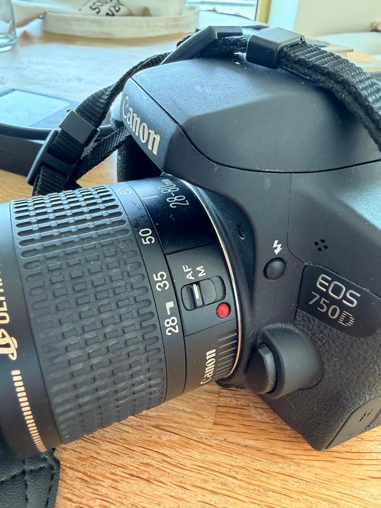 Canon 750D DSLR camera met 4 lenzen en accessoires, Ophalen, Gebruikt, Spiegelreflex, Canon