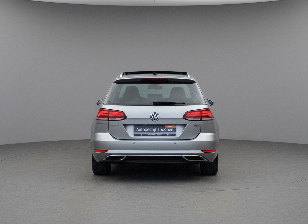 Volkswagen Golf Variant 1.4 TSI Highline Business R Trekhaak, Dealer onderhouden, Gebruikt, Euro 6, 4 cilinders