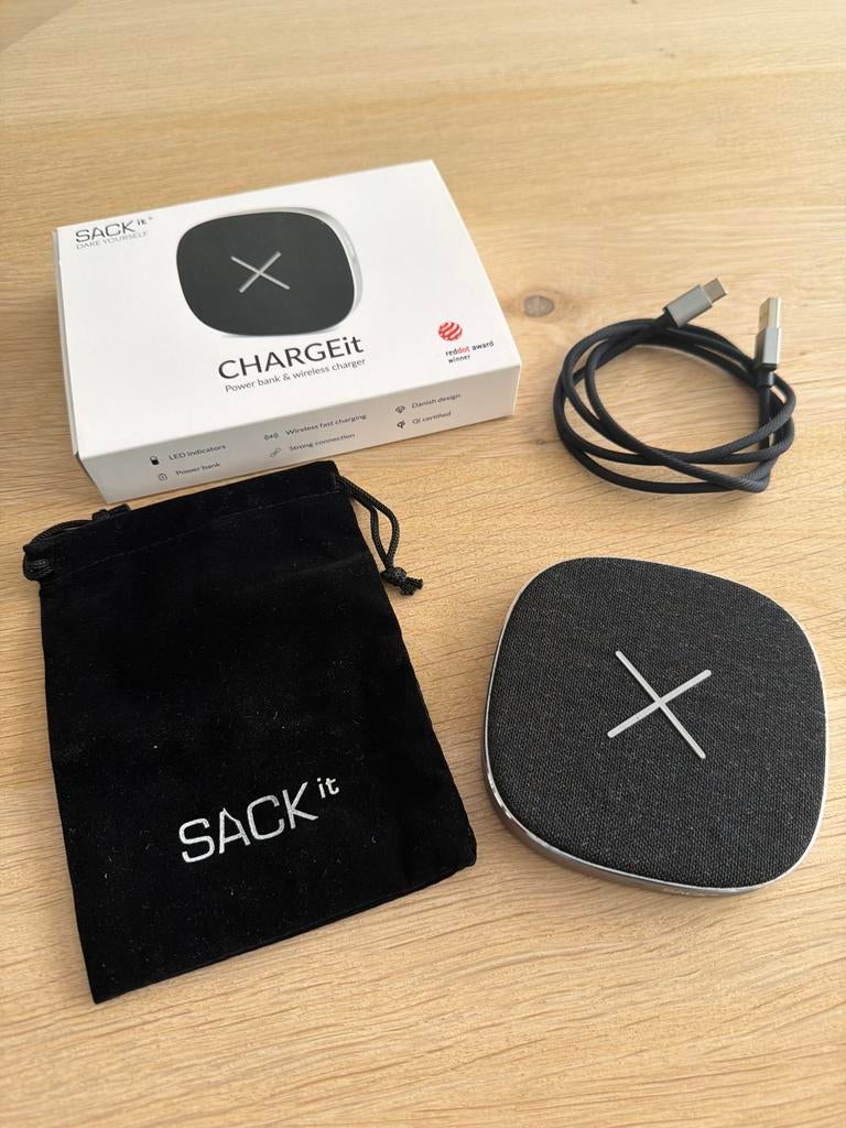 SACKit CHARGEit Powerbank & Draadloze Oplader (6000mAh), Ophalen of Verzenden, Zo goed als nieuw