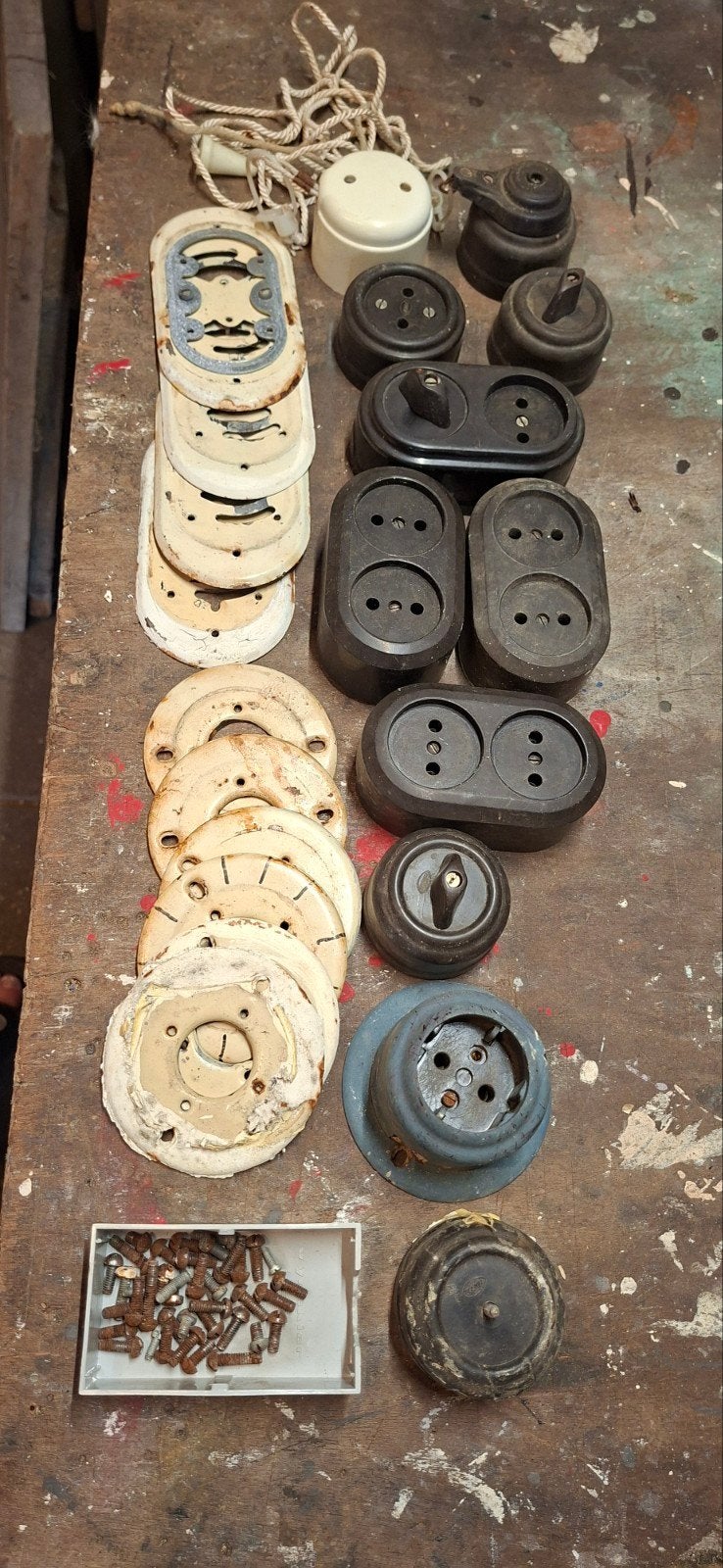 Vintage Bakelieten Stopcontacten en Schakelaars, Ophalen of Verzenden, Gebruikt, Overige merken, Schakelaar