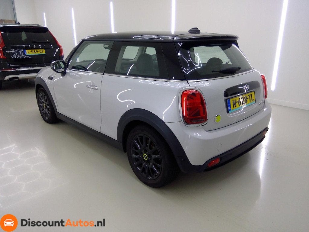 Mini Electric Business Edition 33 kWh - 98% SoH - White silv, Auto's, Mini, 1340 kg, 4 stoelen, Origineel Nederlands, 184 pk
