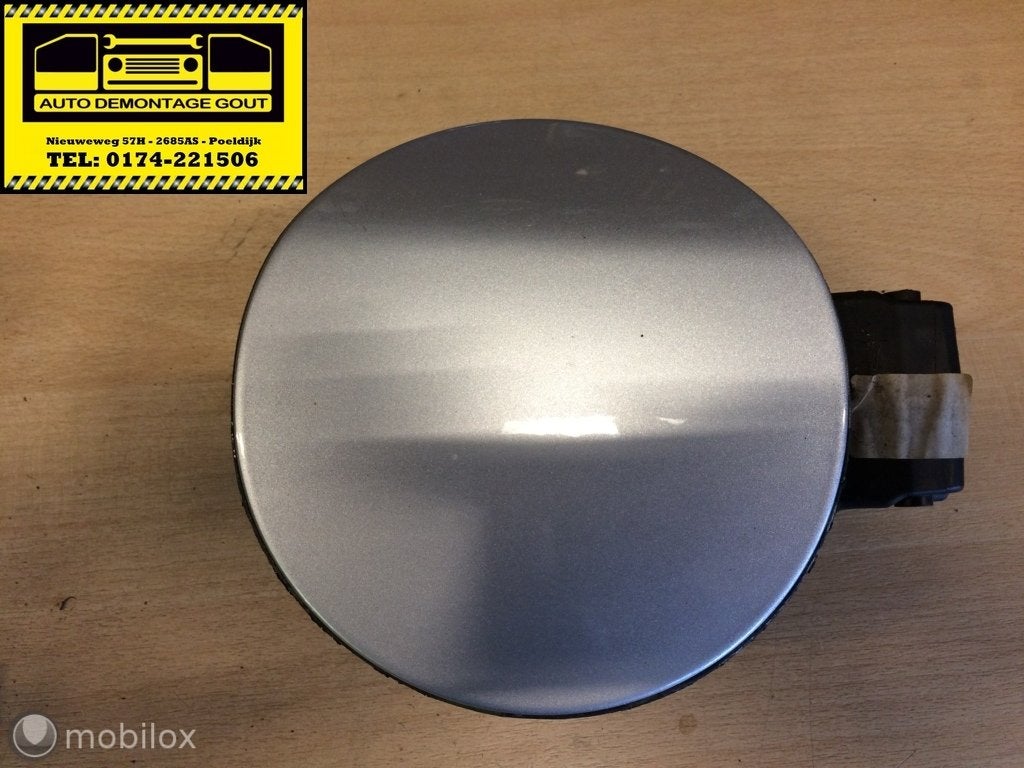 Volkswagen Golf 5 ('03-'08)Tankklep Compleet Zilver LA7W, Gebruikt, Volkswagen, Ophalen of Verzenden, Volkswagen