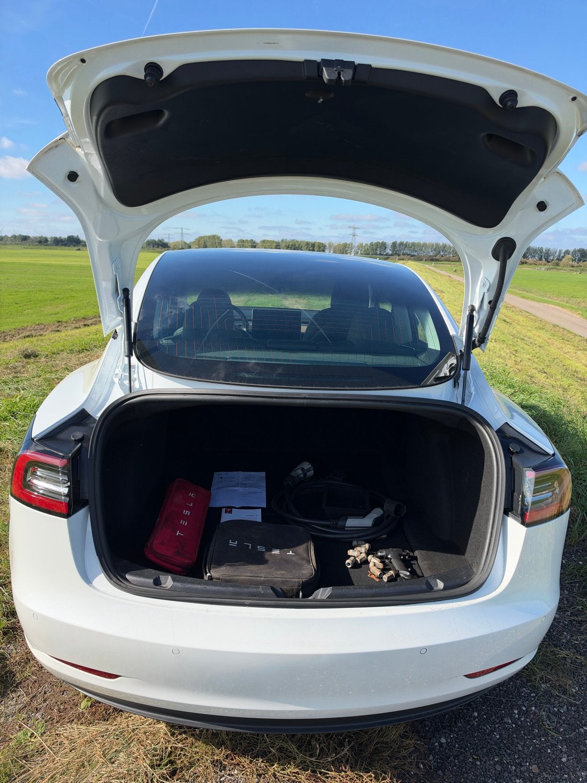 Foto 12 van Tesla Model 3 2020 Wit Performance BTW auto