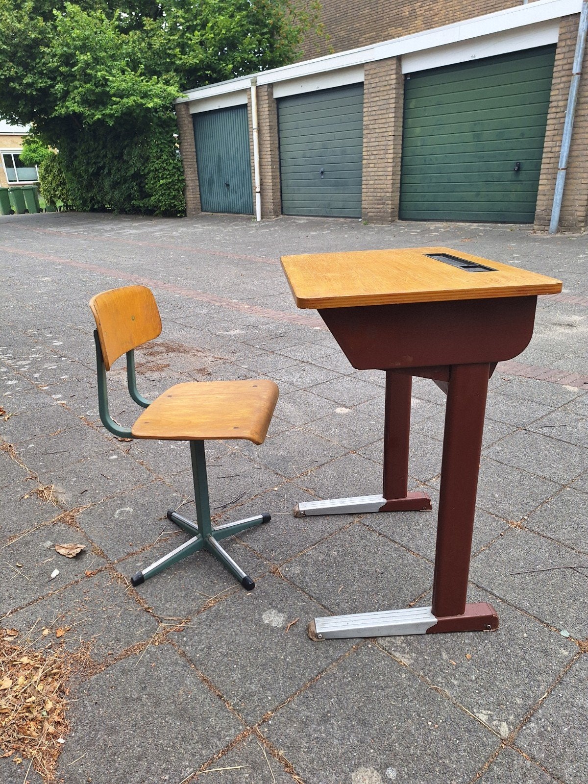 Schooltafeltje + -stoeltje, Ophalen, Gebruikt